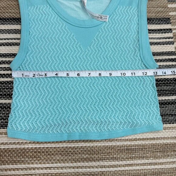 Free People Movement Free Throw‎ Textured Muscle Tank Cropped Bright Cyan Sz M/L - Picture 9 of 10